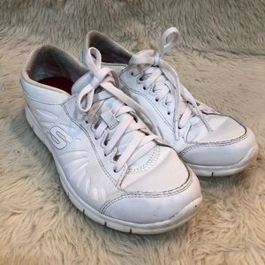 Hooters no slip shoes